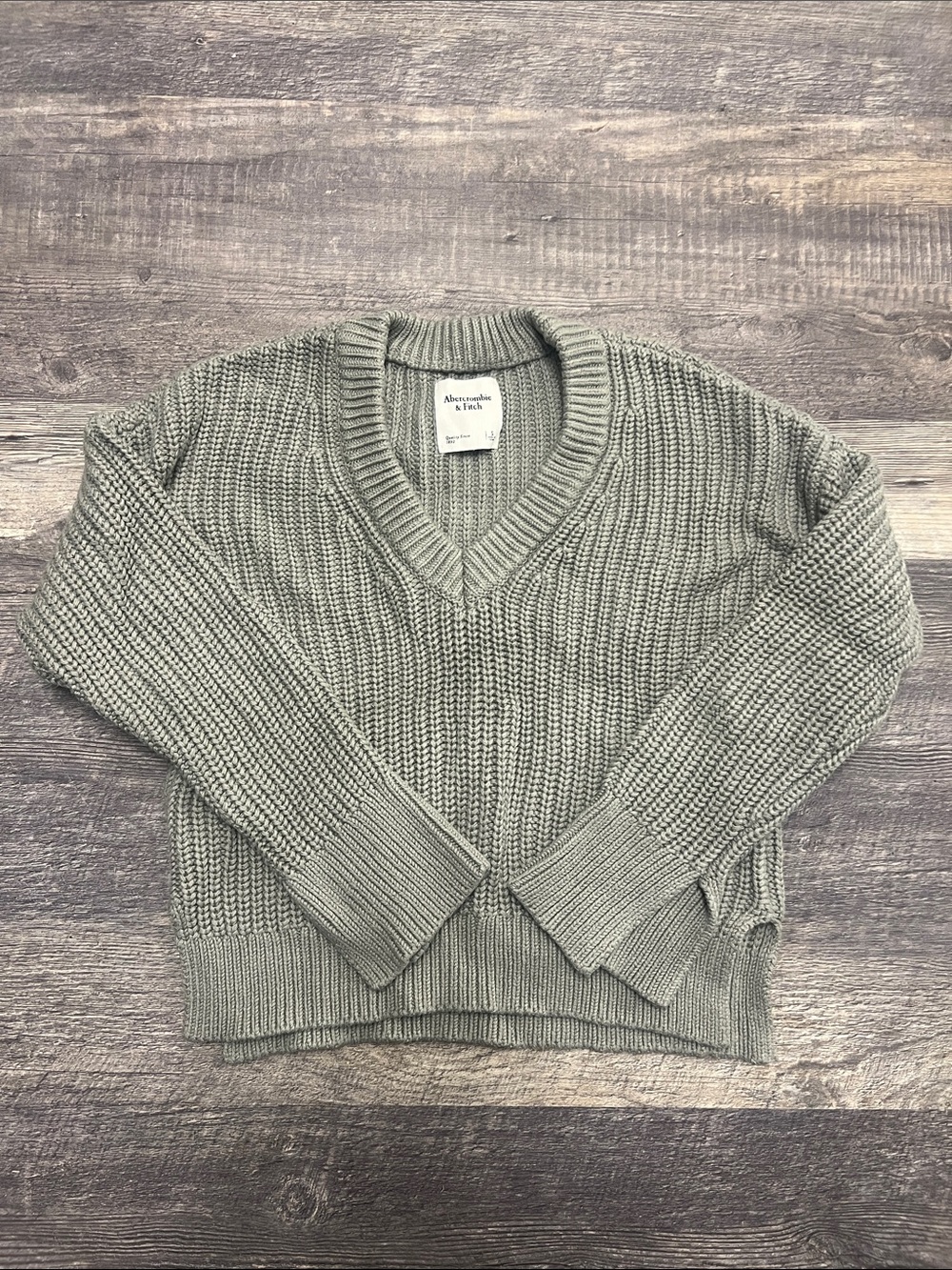 Abercrombie & Fitch Sage Green V-Neck Chunky Knit Sweater